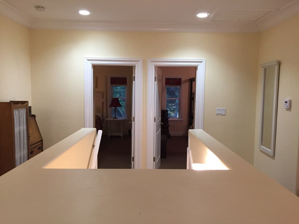 Upstairs landing or hallway connecting rooms